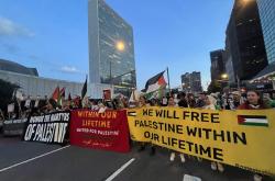 VAR判罚再引争议，莫德里奇对阵海港裁判判点引发巨大争议